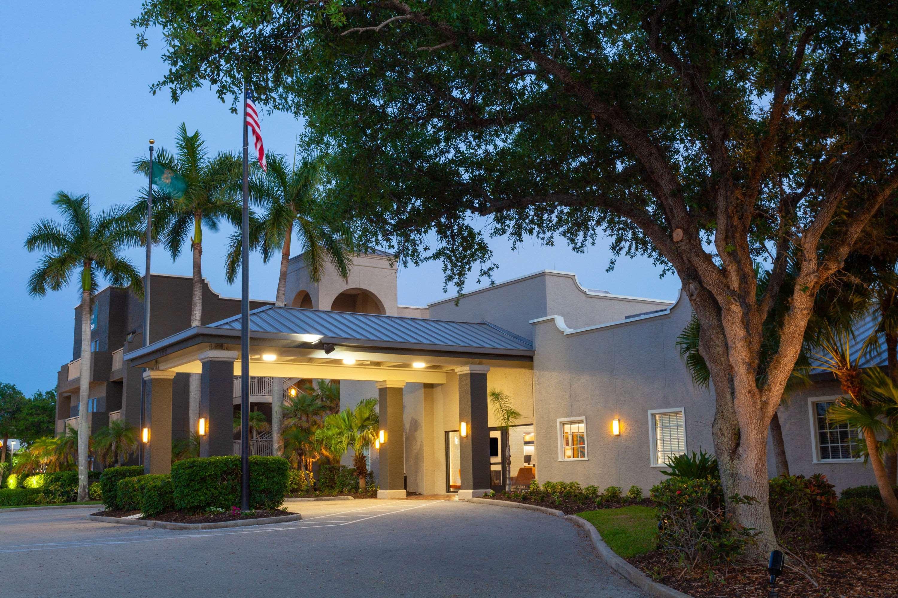 Hotel La Quinta By Wyndham Ft. Myers - Sanibel Gateway Fort Myers Exteriér fotografie